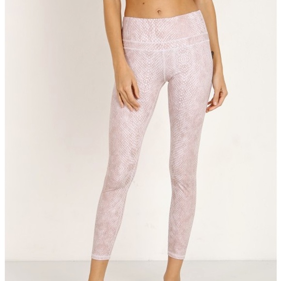 Varley Biona Tight Stone Snake print leggings - Picture 14 of 14